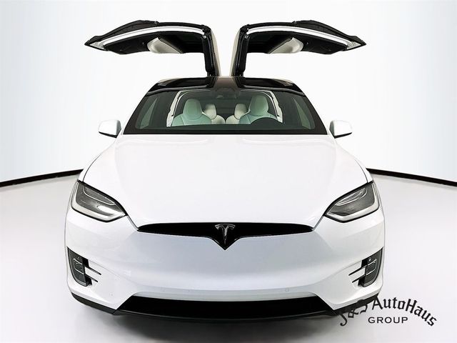 2018 Tesla Model X 