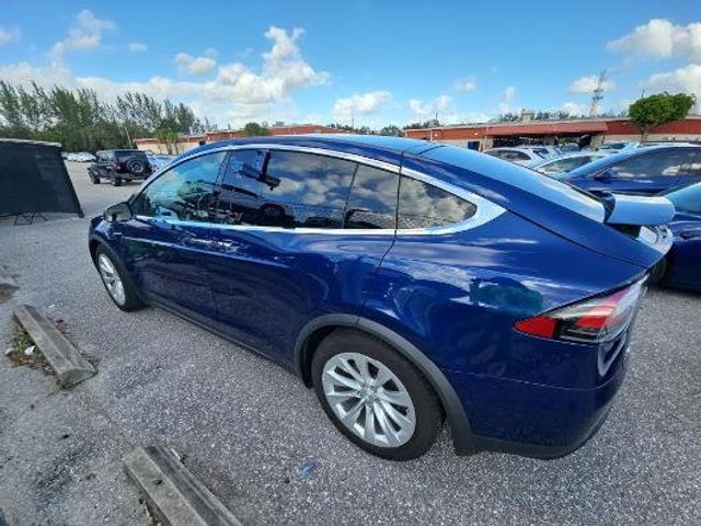 2018 Tesla Model X 75D