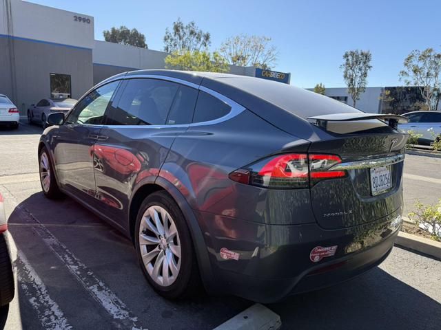 2018 Tesla Model X 100D