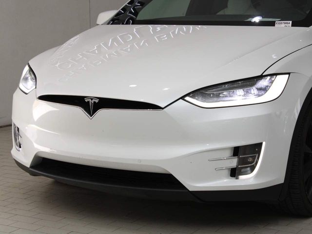 2018 Tesla Model X 