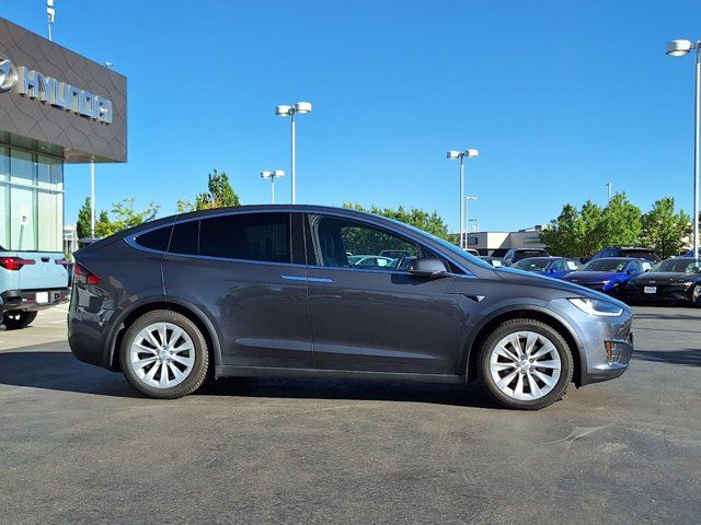 2018 Tesla Model X 