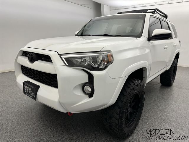 2018 Toyota 4Runner SR5