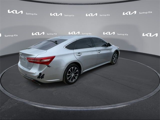 2018 Toyota Avalon XLE