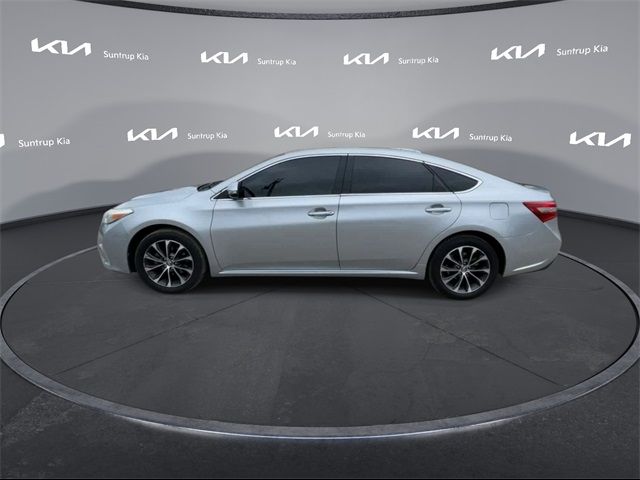 2018 Toyota Avalon XLE