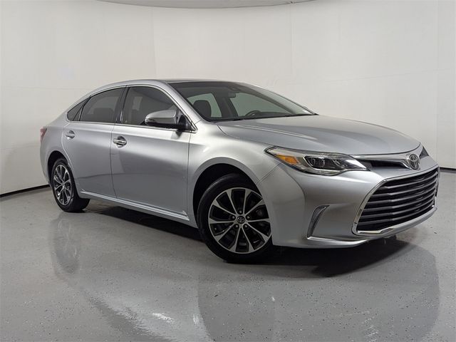 2018 Toyota Avalon XLE