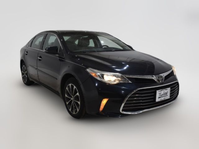 2018 Toyota Avalon XLE