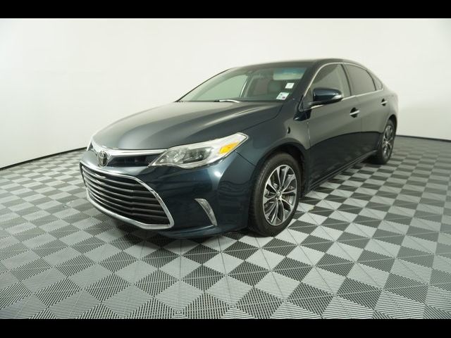 2018 Toyota Avalon XLE