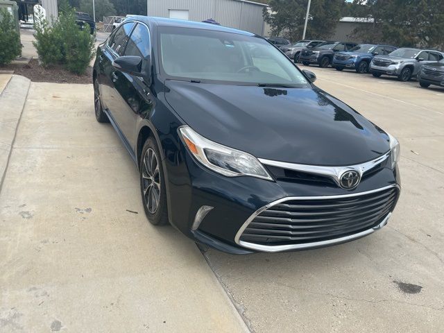 2018 Toyota Avalon XLE