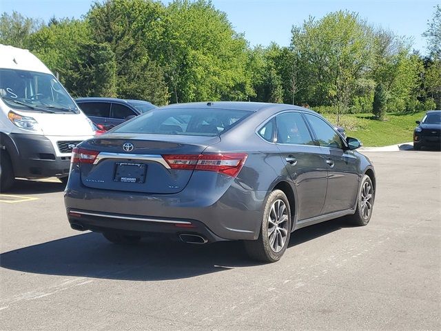2018 Toyota Avalon XLE