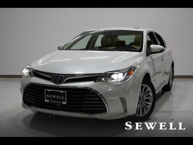 2018 Toyota Avalon Hybrid Limited