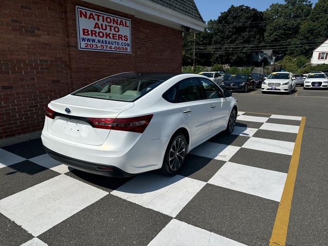 2018 Toyota Avalon Hybrid XLE Premium