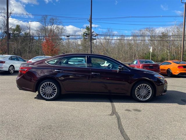 2018 Toyota Avalon XLE