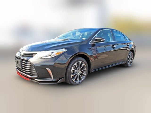 2018 Toyota Avalon XLE