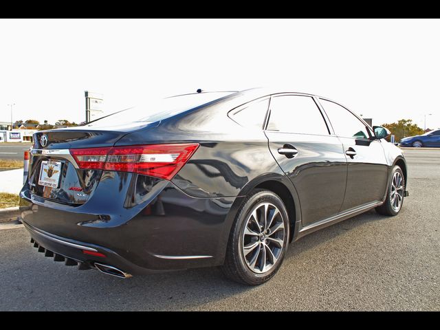 2018 Toyota Avalon XLE