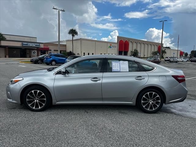 2018 Toyota Avalon XLE