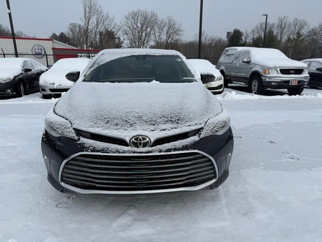 2018 Toyota Avalon XLE