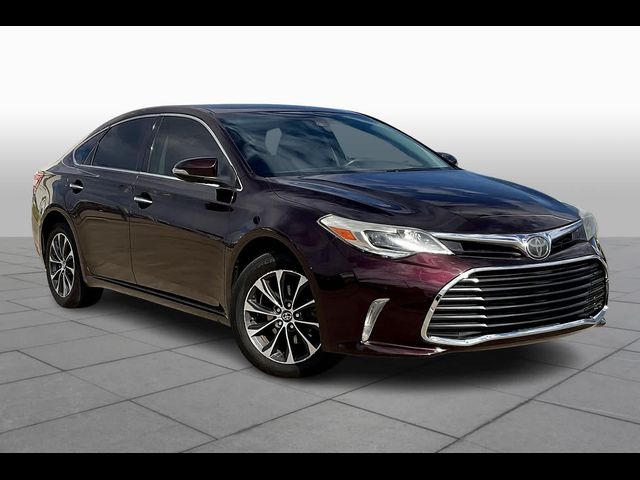 2018 Toyota Avalon XLE