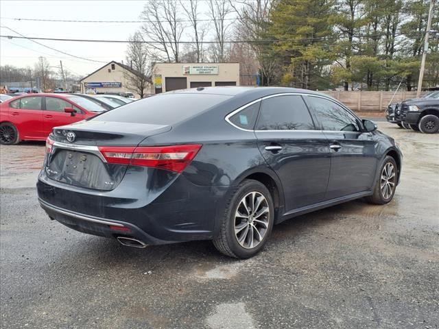 2018 Toyota Avalon XLE