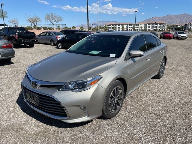 2018 Toyota Avalon XLE