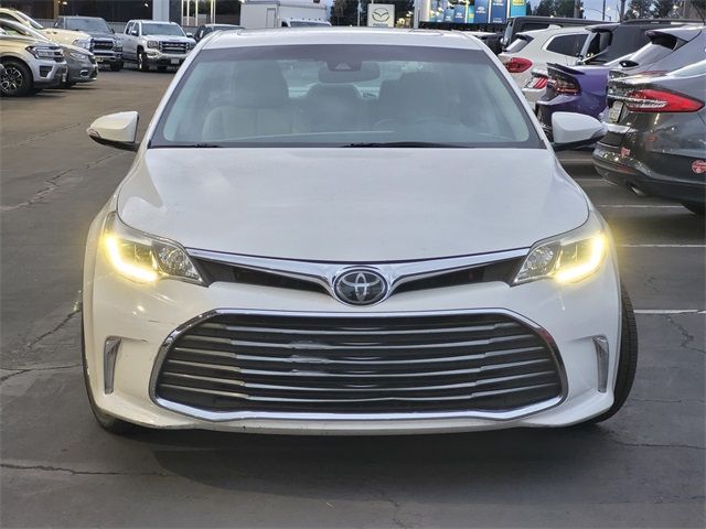 2018 Toyota Avalon XLE