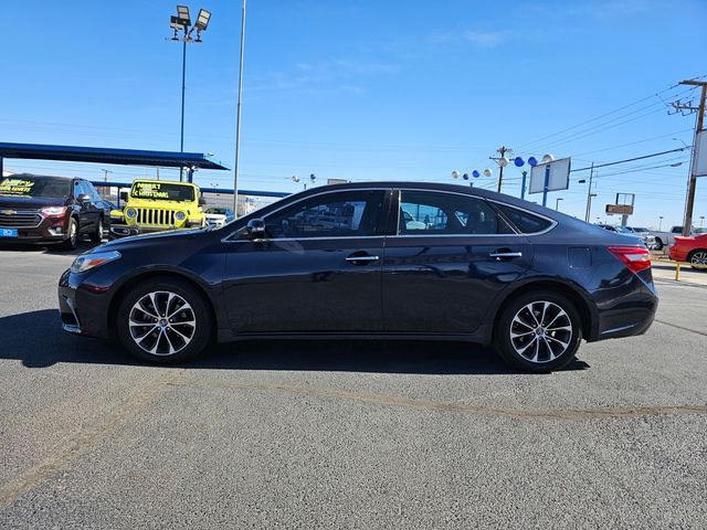 2018 Toyota Avalon XLE