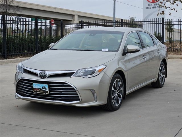 2018 Toyota Avalon XLE