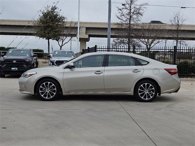 2018 Toyota Avalon XLE