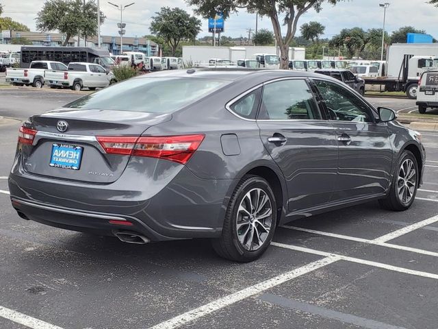 2018 Toyota Avalon XLE