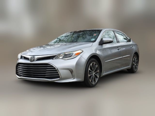 2018 Toyota Avalon XLE