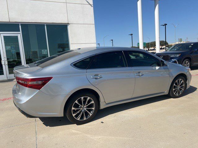 2018 Toyota Avalon XLE