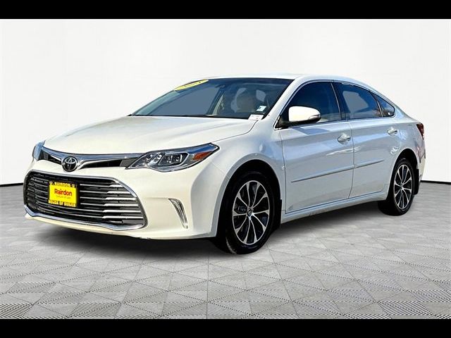 2018 Toyota Avalon XLE