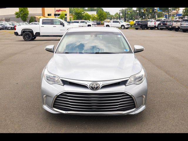 2018 Toyota Avalon XLE