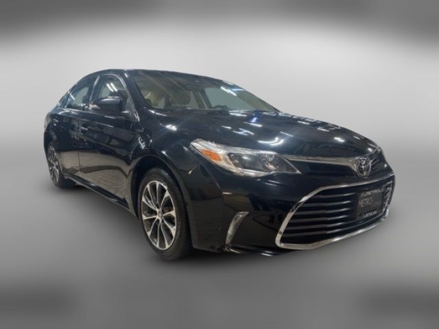2018 Toyota Avalon XLE