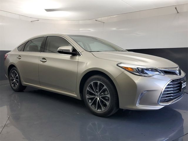 2018 Toyota Avalon XLE Plus