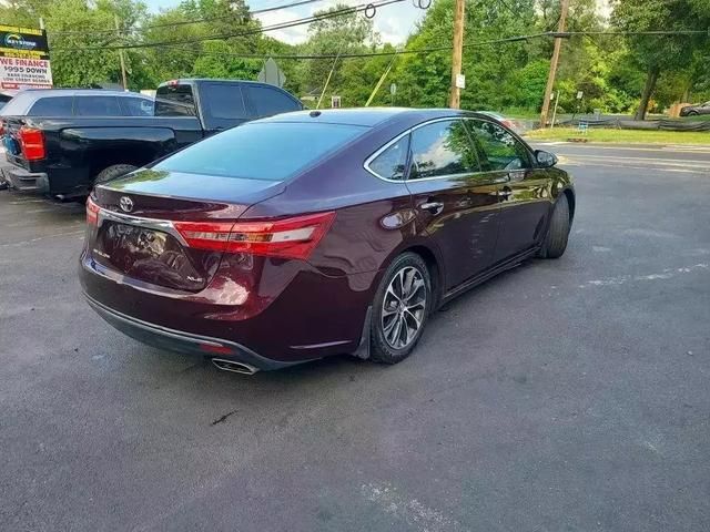 2018 Toyota Avalon XLE