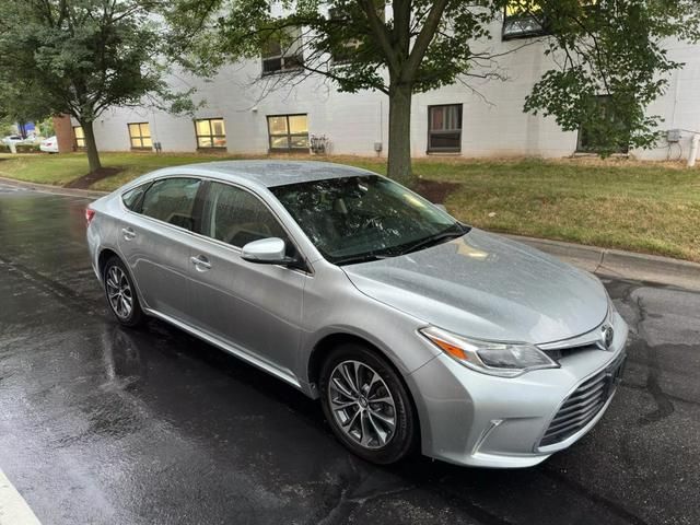 2018 Toyota Avalon XLE