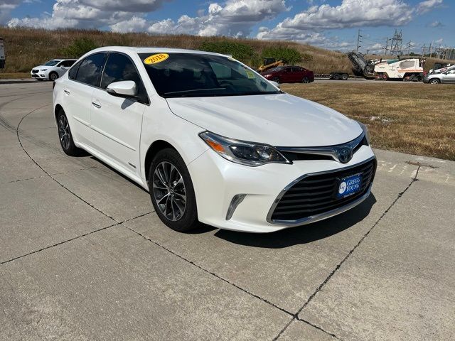 2018 Toyota Avalon Hybrid XLE Premium