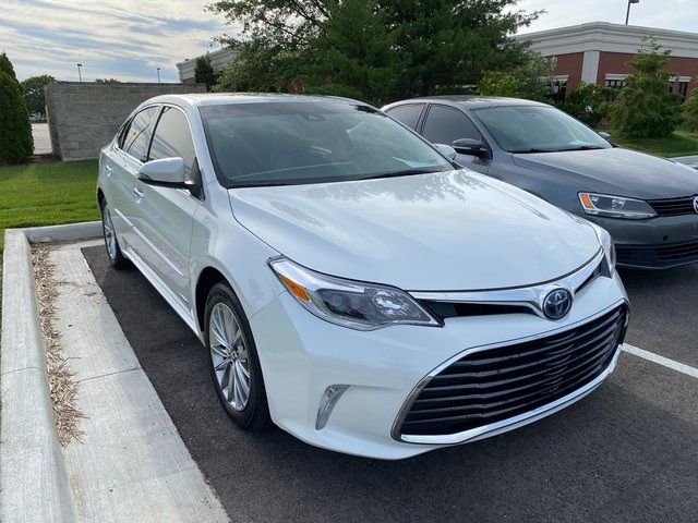 2018 Toyota Avalon Hybrid Limited