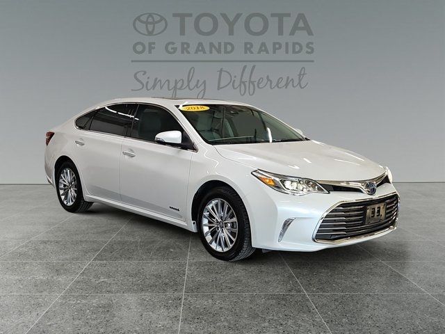 2018 Toyota Avalon Hybrid Limited