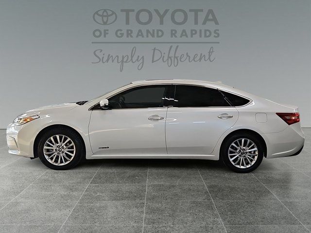 2018 Toyota Avalon Hybrid Limited