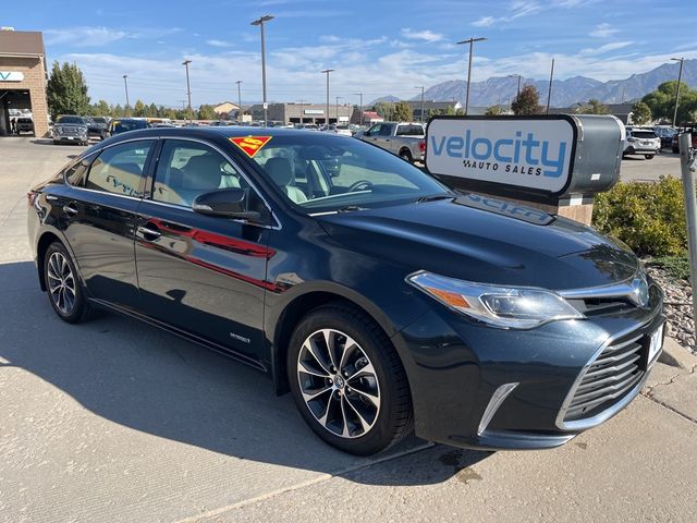 2018 Toyota Avalon Hybrid XLE Plus