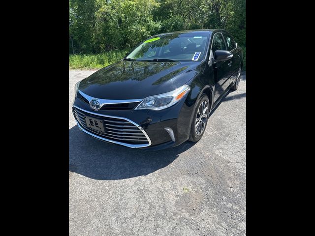 2018 Toyota Avalon Hybrid XLE Premium