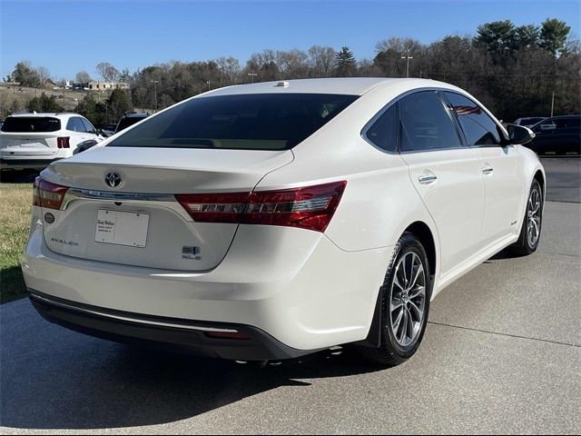 2018 Toyota Avalon Hybrid XLE Premium