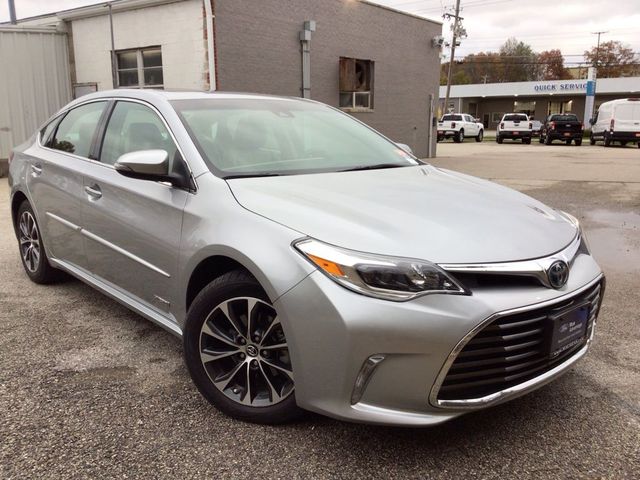 2018 Toyota Avalon Hybrid XLE Premium