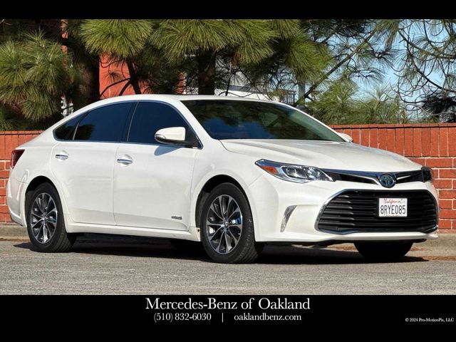 2018 Toyota Avalon Hybrid XLE Premium