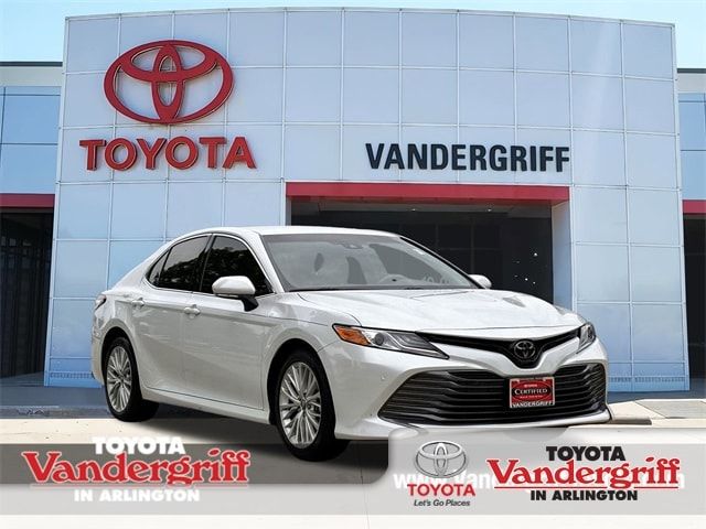 2018 Toyota Camry XLE