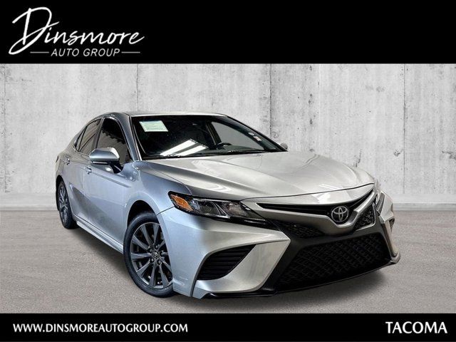 2018 Toyota Camry SE