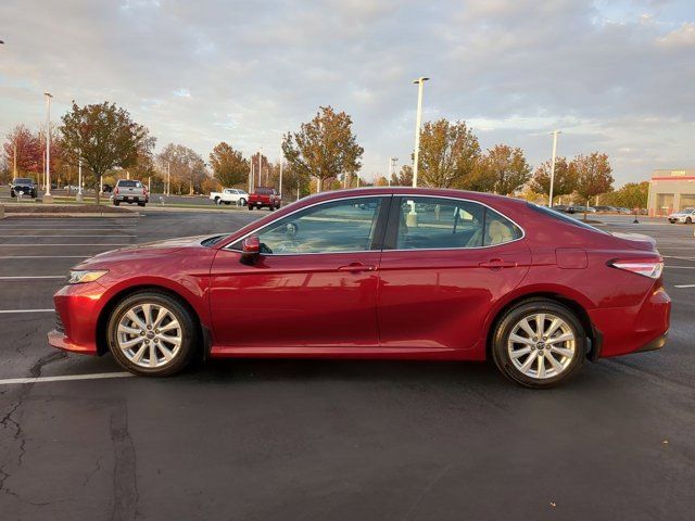 2018 Toyota Camry LE