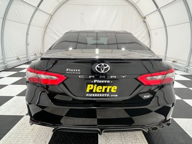 2018 Toyota Camry SE