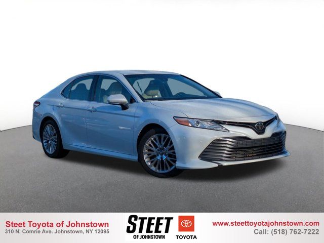 2018 Toyota Camry XLE